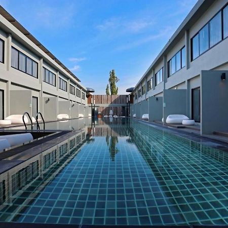 S Ratchada Leisure Hotel - Sha Plus Bangkok Buitenkant foto